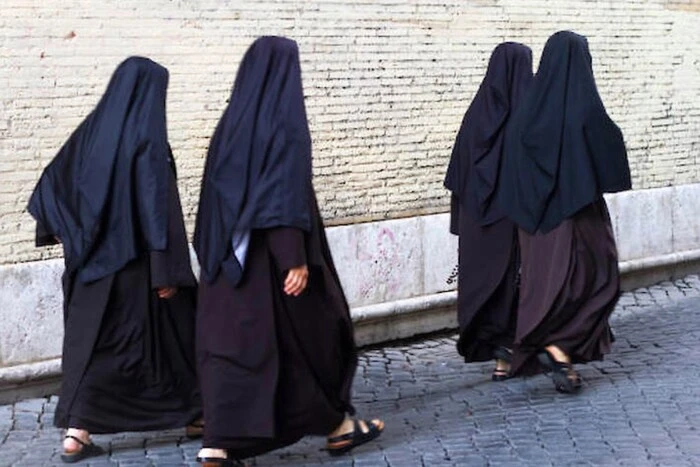 Muslim Women in the U.S. Sue Over Forced Hijab Removal After Arrest