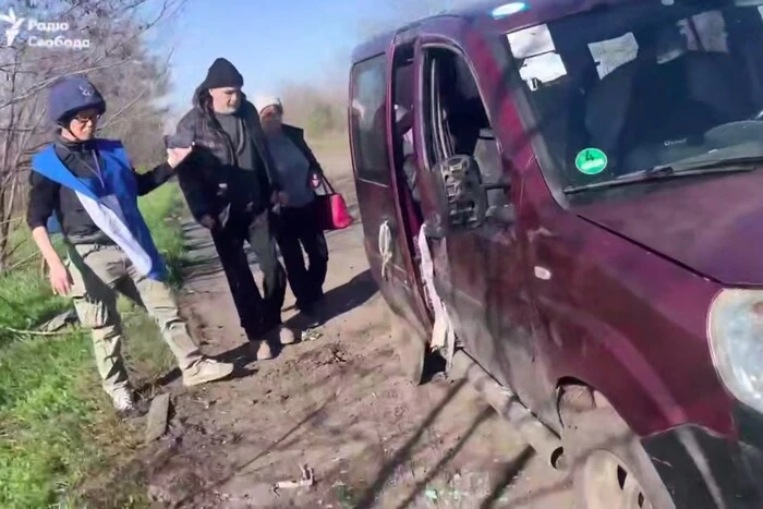 Okupanci zaatakowali samochód ewakuacyjny dronami FPV