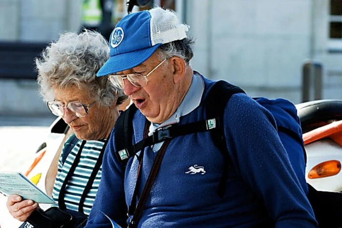 In which European countries do people retire the latest: statistics