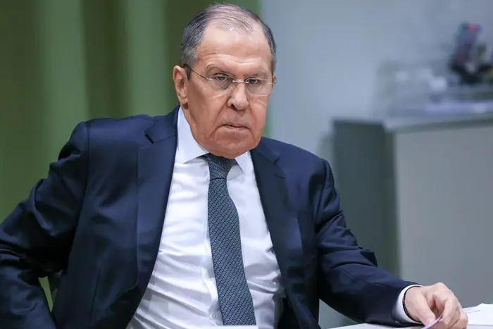 Analysts Explain Why Russia Puts Forward Unrealistic Peace Conditions to Ukraine