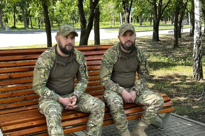 Брати-близнюки у ЗСУ отримали незвичні позивні