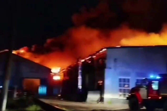 A locomotive depot caught fire in the Irkutsk region (video)