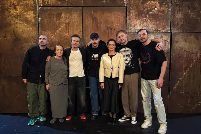 Wałczuk w teatrze na znanej sztuce 'Kaligula' (zdjęcia)