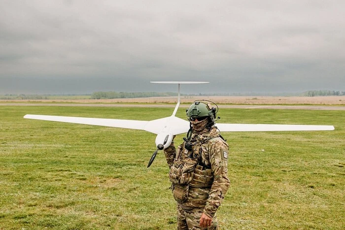 Atak 400 dronami. Zelenski opowiedział o bezprecedensowej operacji na froncie