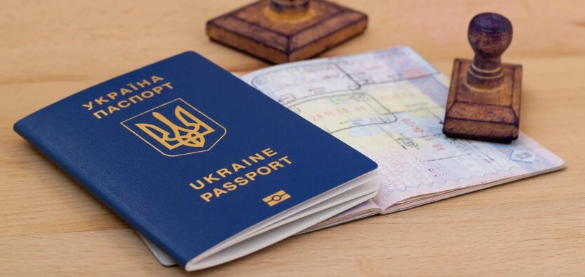 Украинцам в ЕС предложат изменить статус: к чему готовиться беженцам