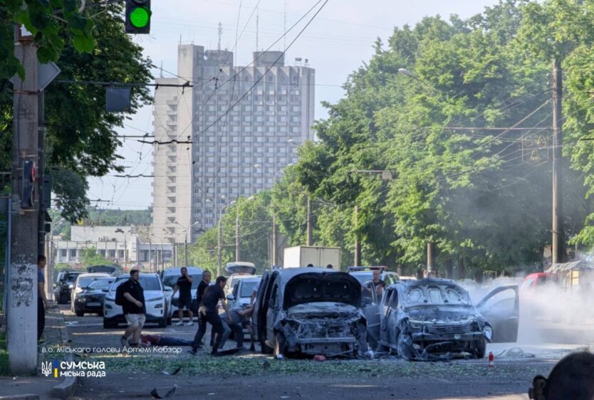 Rosja ostrzelała centrum Sum z systemu rakietowego: są zabici i dziesiątki rannych