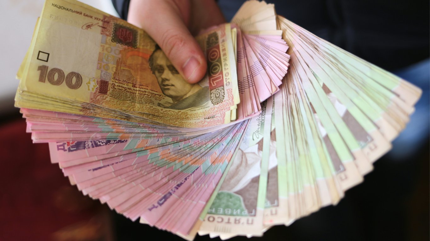 Виплати поліцейським — яку грошову допомогу призначає держава