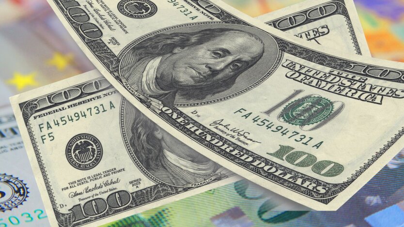 What is happening with the hryvnia: how much is now being asked for 100 dollars in exchange offices